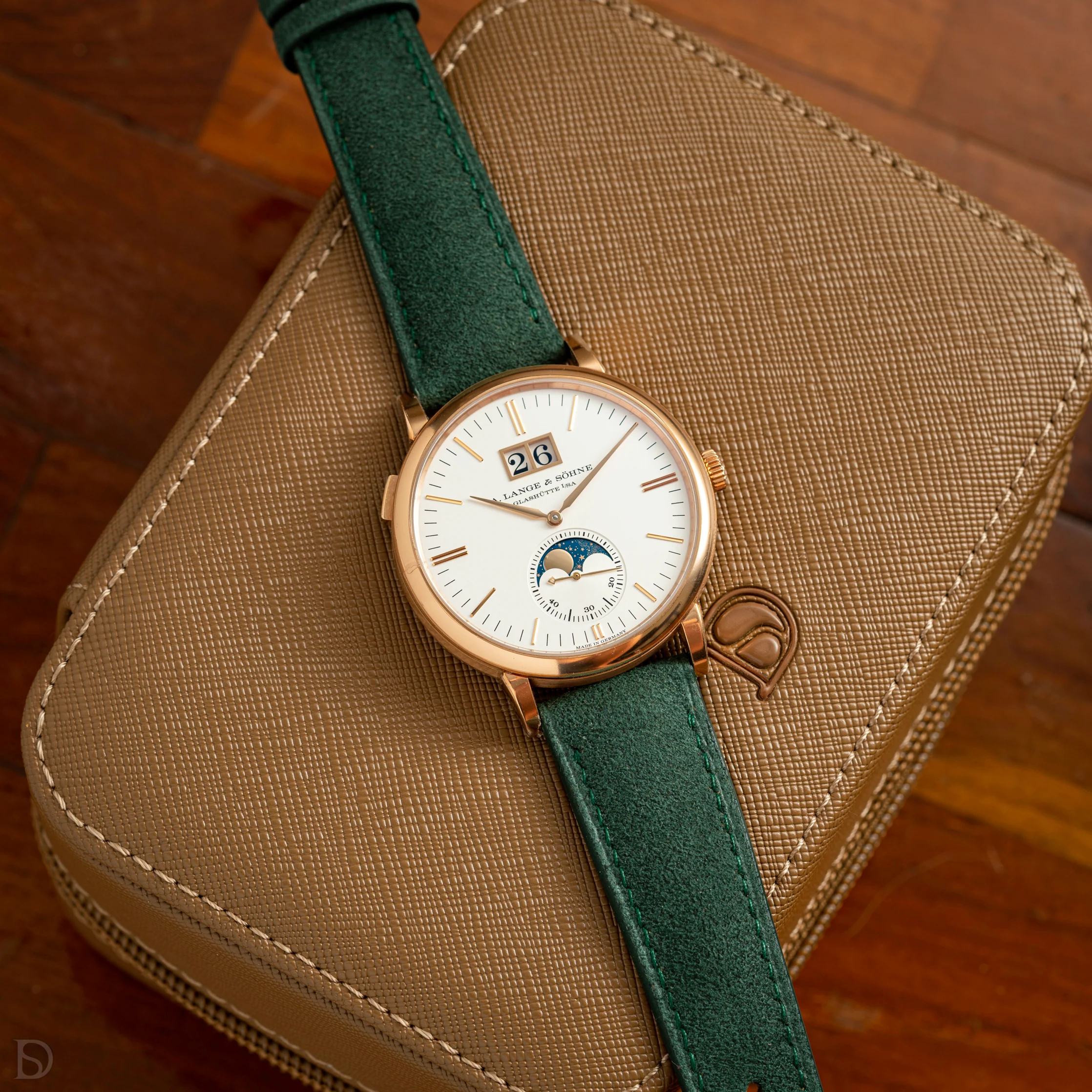 Green Alcantara Signature Strap - Image 3