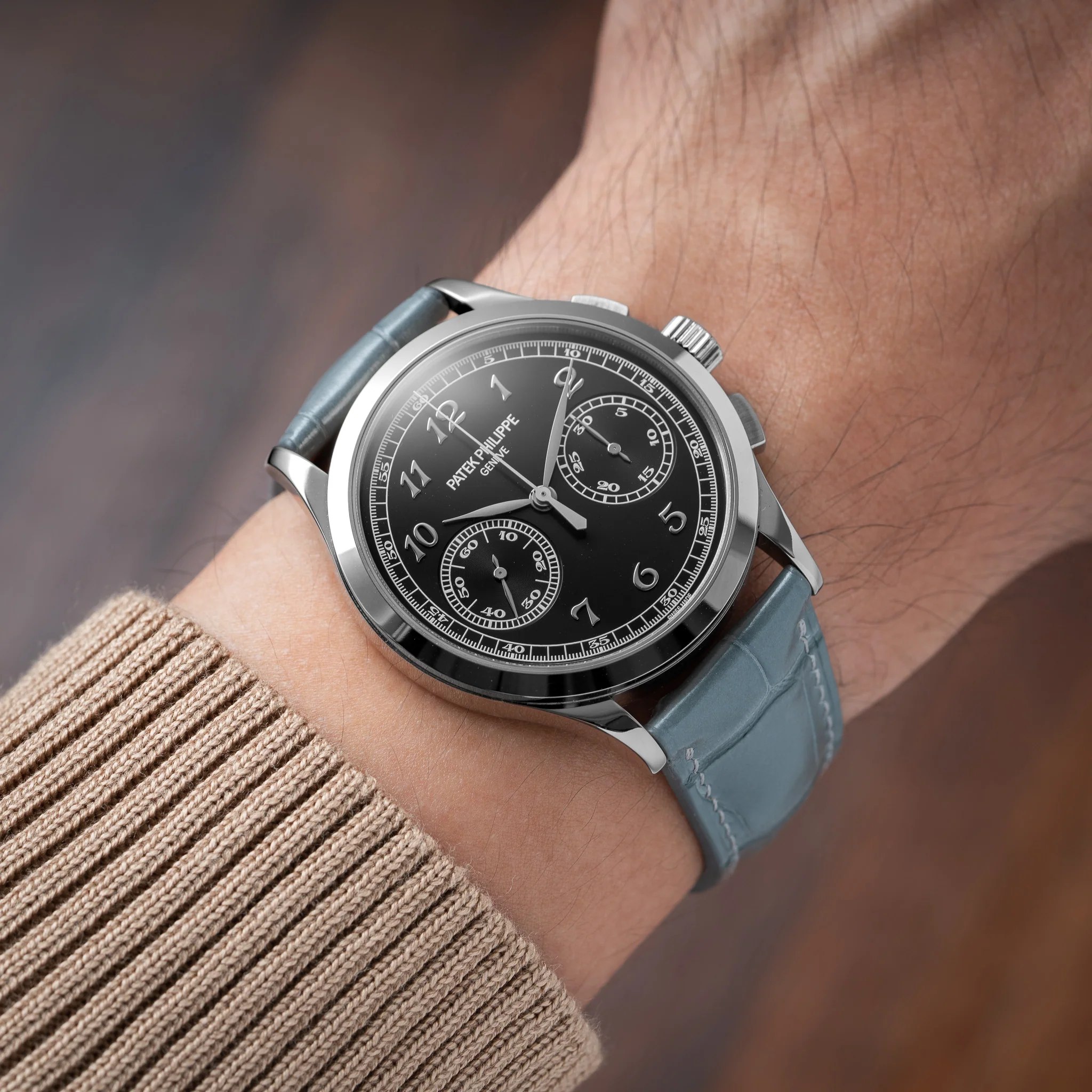 Matte Dolphin Grey Alligator Signature Strap - Image 3