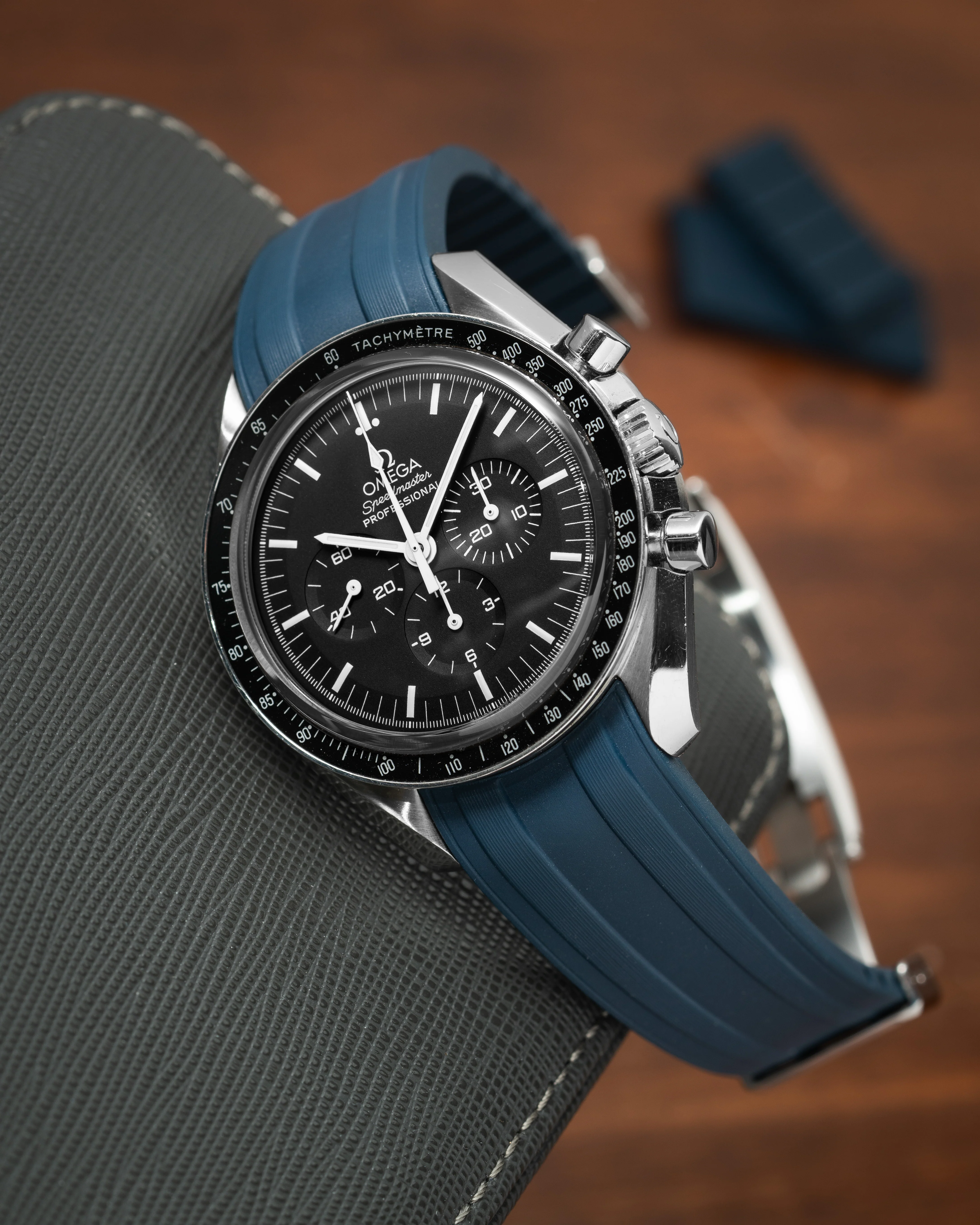 Overstock: Navy CTS Rubber Strap for Omega Speedmaster - Image 4