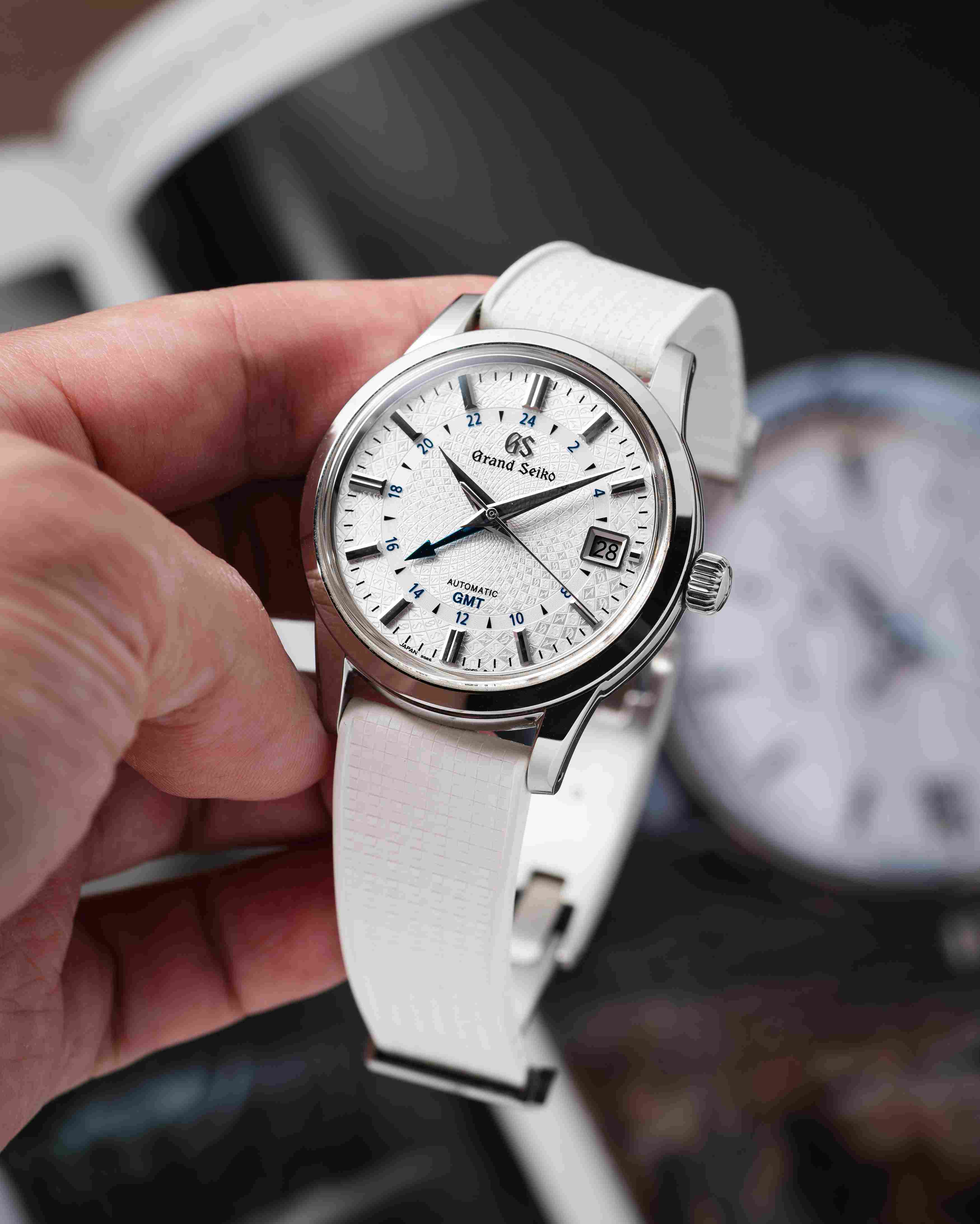 White Mosaic CTS Rubber Strap - Image 5